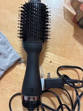 Black Hot Tools Professional Hot Air Brush - Volumizing Styler